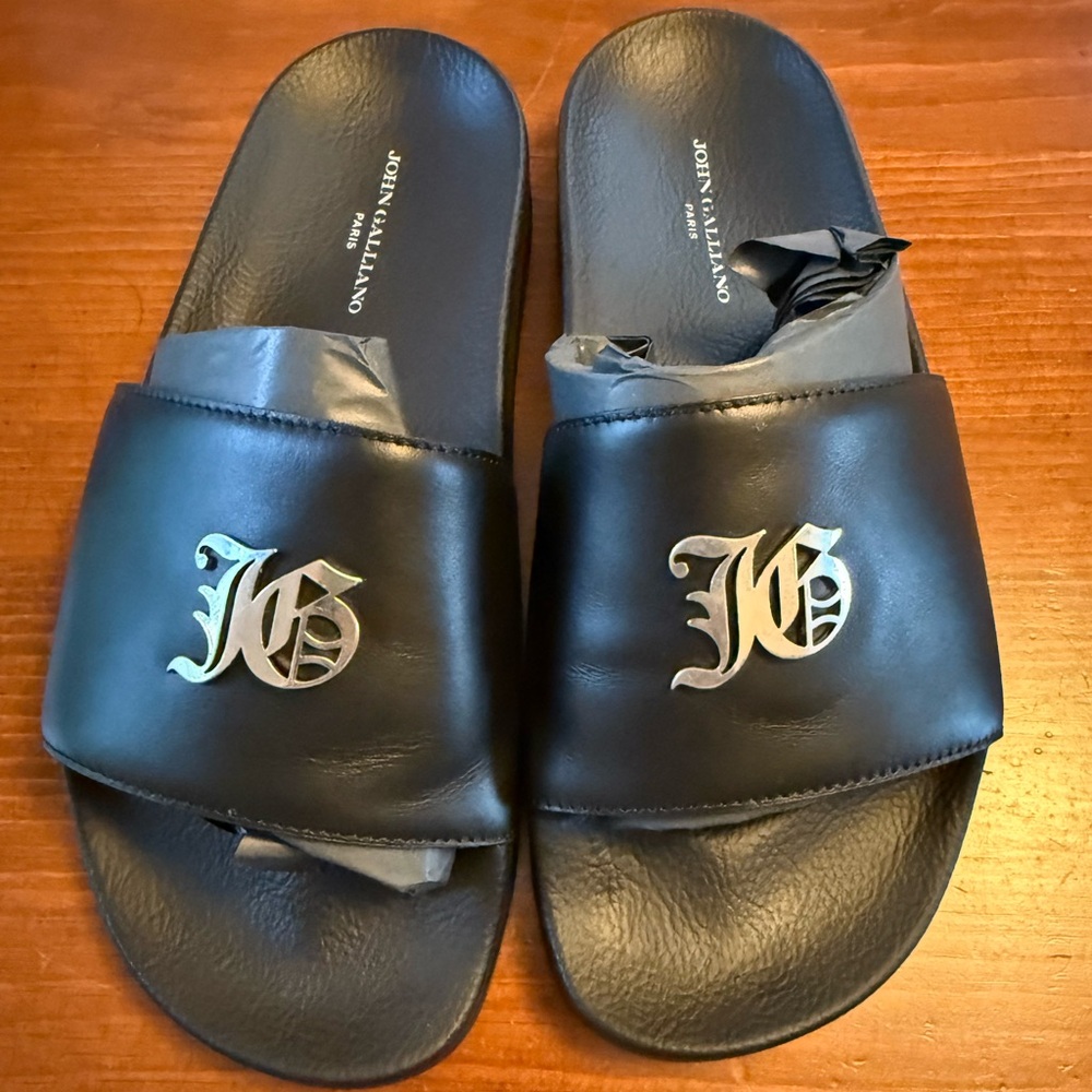 John Galliano Black Pool Slide Sandals - 9